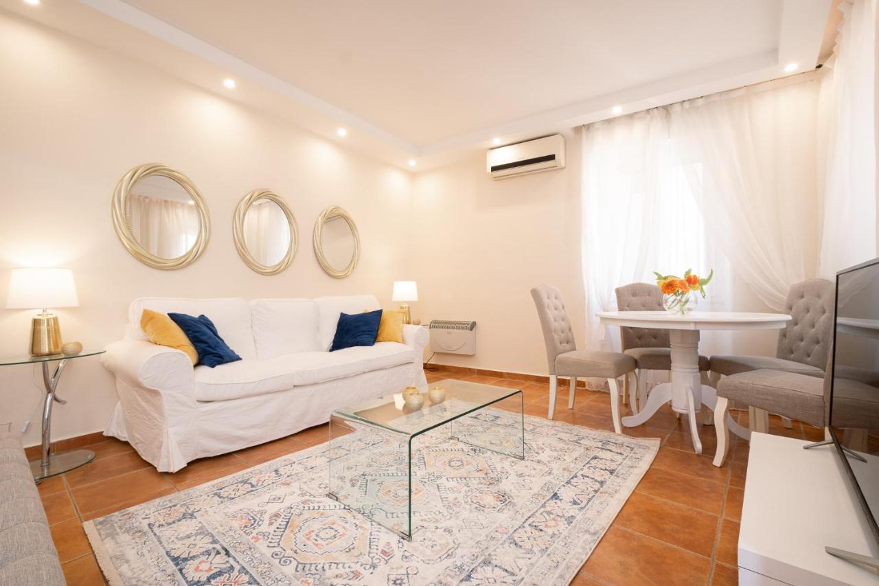 Old Town Gem - Elegant Guilford Apartment Corfu  Exterior foto