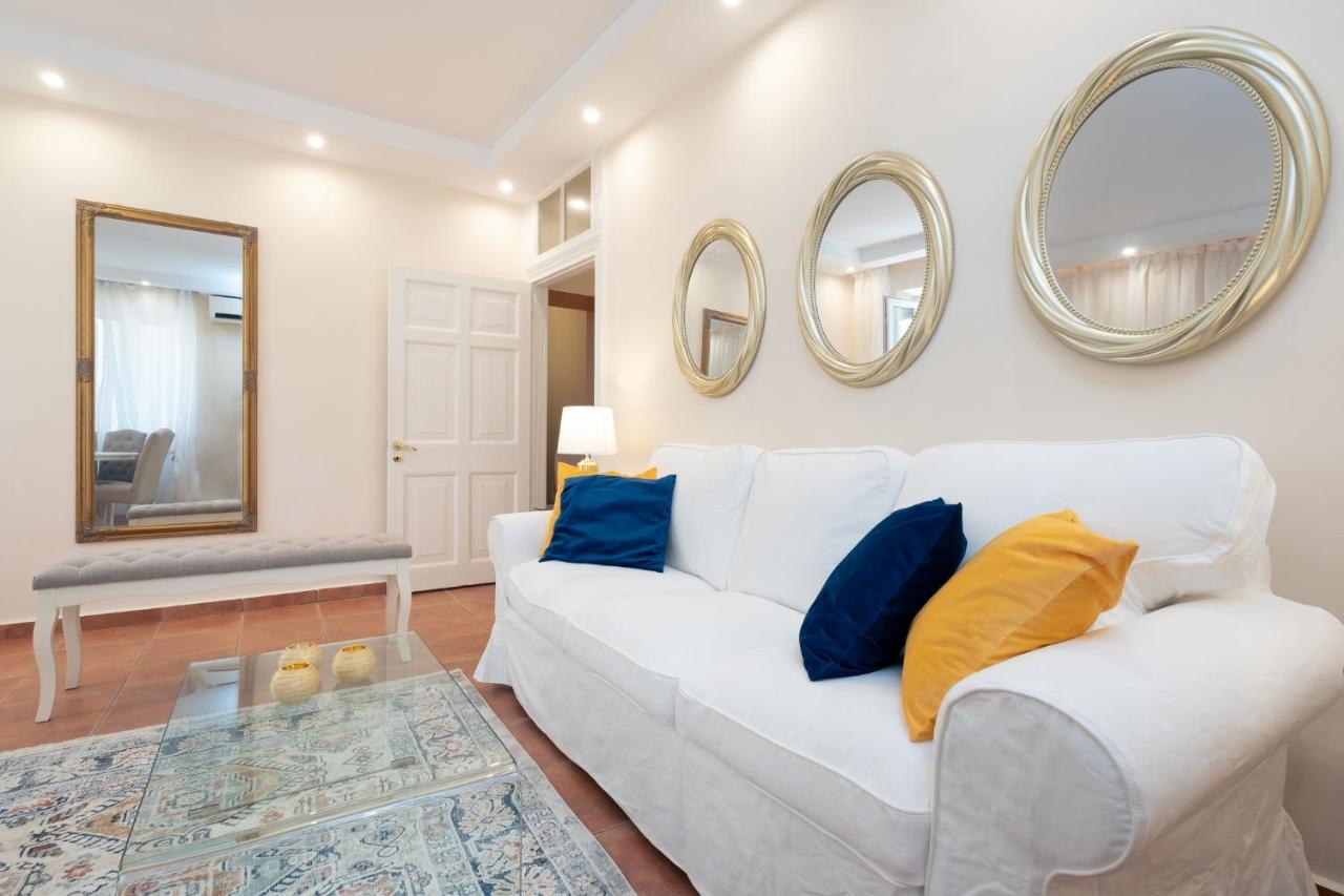 Old Town Gem - Elegant Guilford Apartment Corfu  Exterior foto